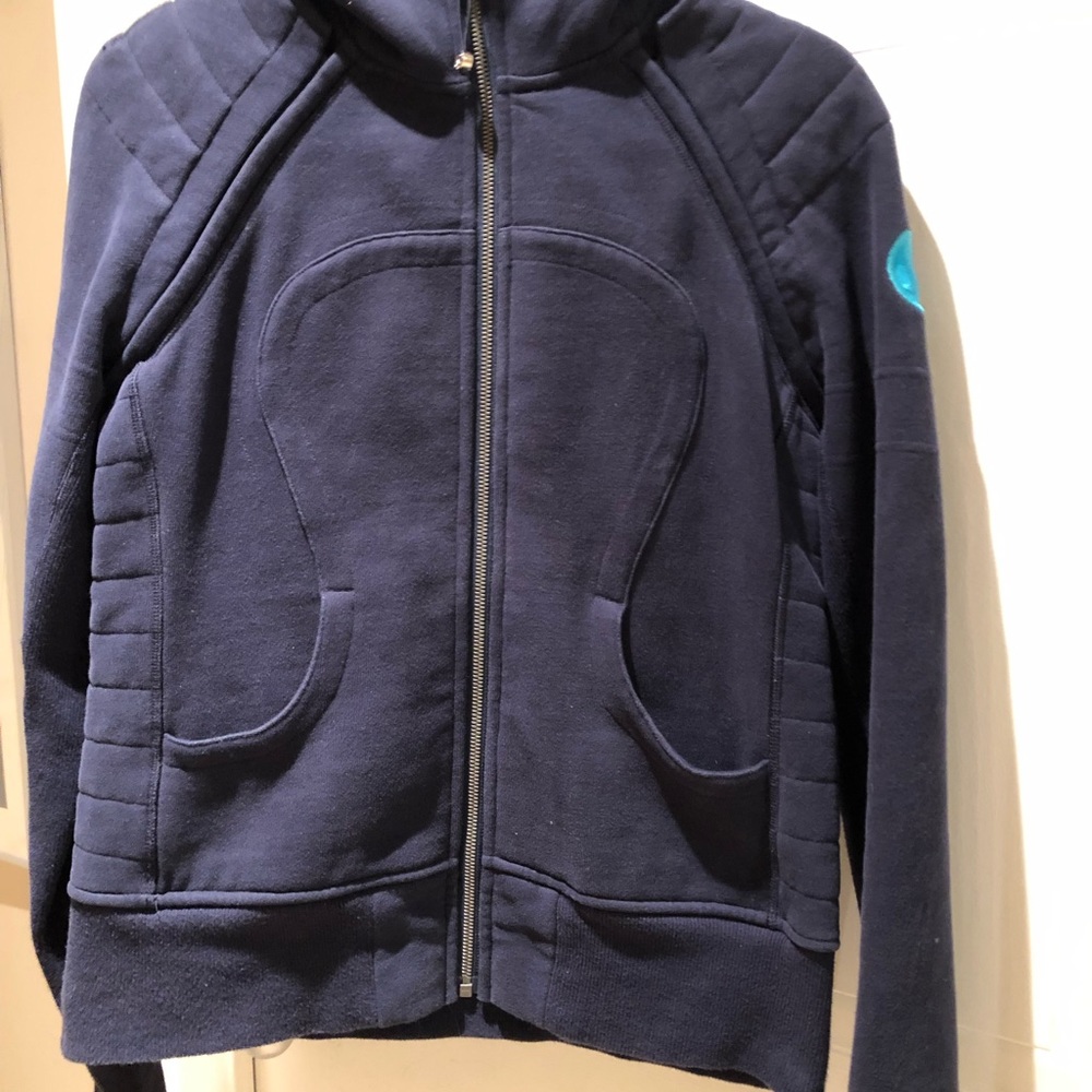 ❌SOLD❌Lululemon Vest/Hoodie size 8 Navy - Picture 3 of 7